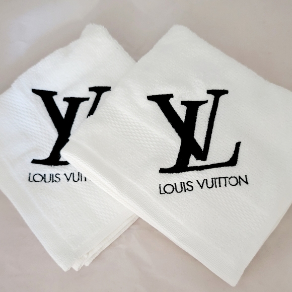 6pc Luxurious LV Style Embroidered Towel Set - Picture 3 of 4